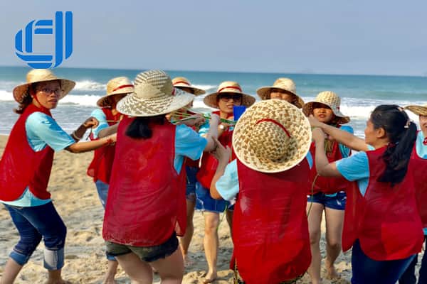 team-building-da-nang-port-we-are-family (4)